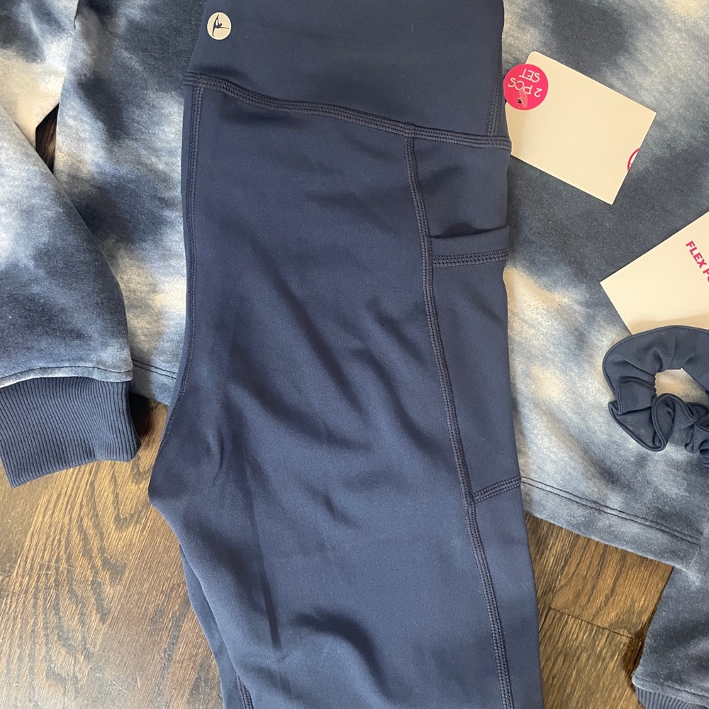 90 Degree By Reflex Kids Navy and White Leggings Set - Picture 2 of 8